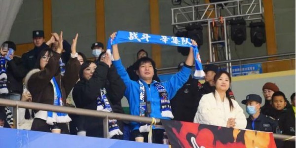 MK体育-“河北五超”辛集球迷王明辉：车轮丈量热爱 热血点亮看台