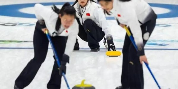 MK体育官方入口-中国女子冰壶青年队时隔八年再获铜牌！上海班底闪耀世青赛