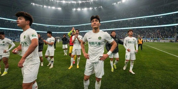MK体育官方入口-浙江队闪击“失败”！瓜里拉帕45秒进球被吹，罗斯变阵险收奇效